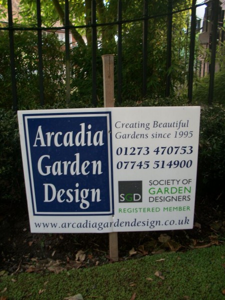 A court yard garden By Arcadia Garden Design and their Landscapers. 