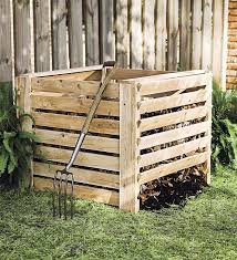  Wooden slatted compost bin