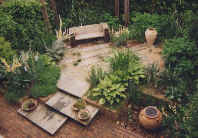  Small court yard garden. Lindfield