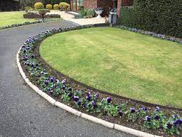  Ever-edge edging round lawn